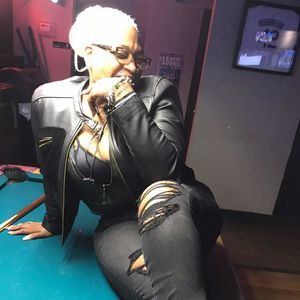 Meet your Posher, Laurie